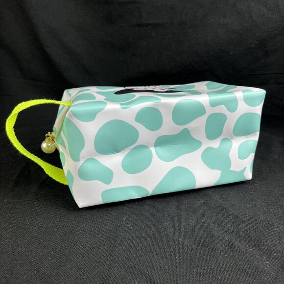 478 Pochacco Portable Handheld Organizer Cosmetic Bag - Picture 4 of 5